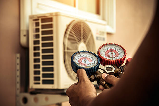 Professional Ac Installation technician working in Blissfield, MI